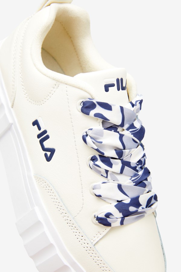 Fila Women\'s Sandblast Low Satin Lace White/Navy/White